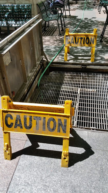 New York Sidewalk Grate Accident Lawyers